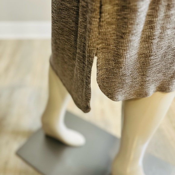 H by Halston Tie Front Rib Knit Midi Dress - Picture 4 of 12